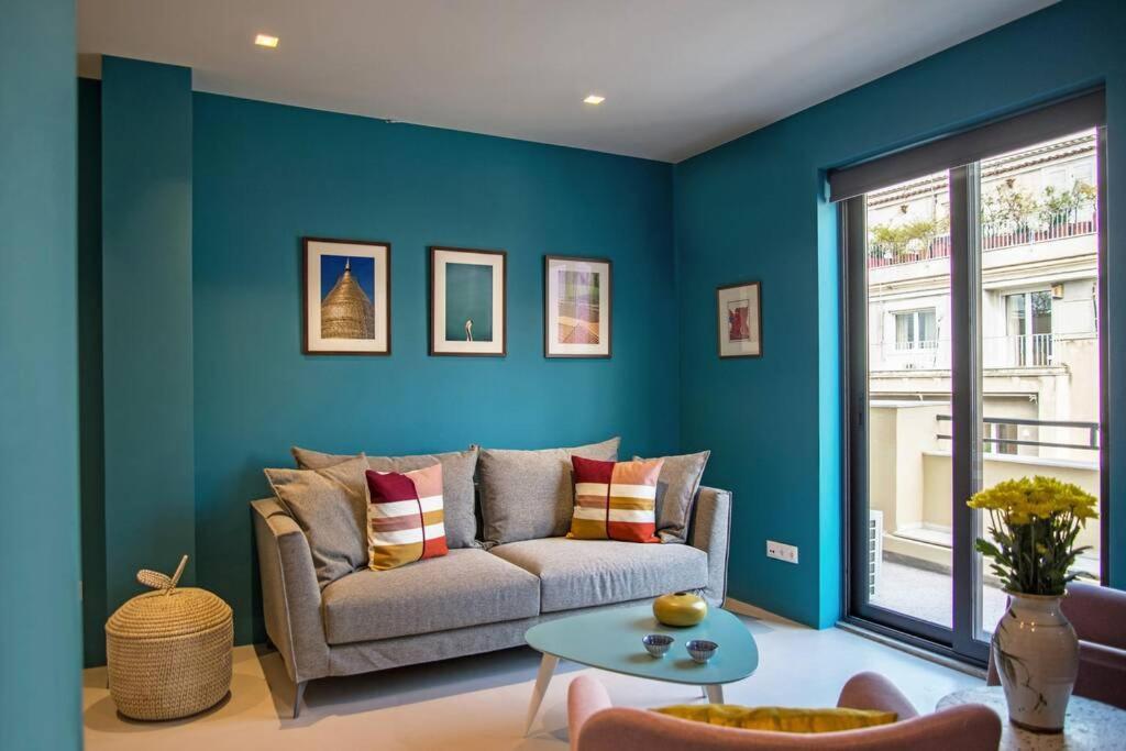 Stylish Decorated Apartment In Kolonaki أثينا المظهر الخارجي الصورة